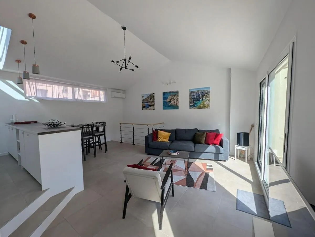 Lejlighed 2Br With Quiet Terrace In The City Center Marseille
