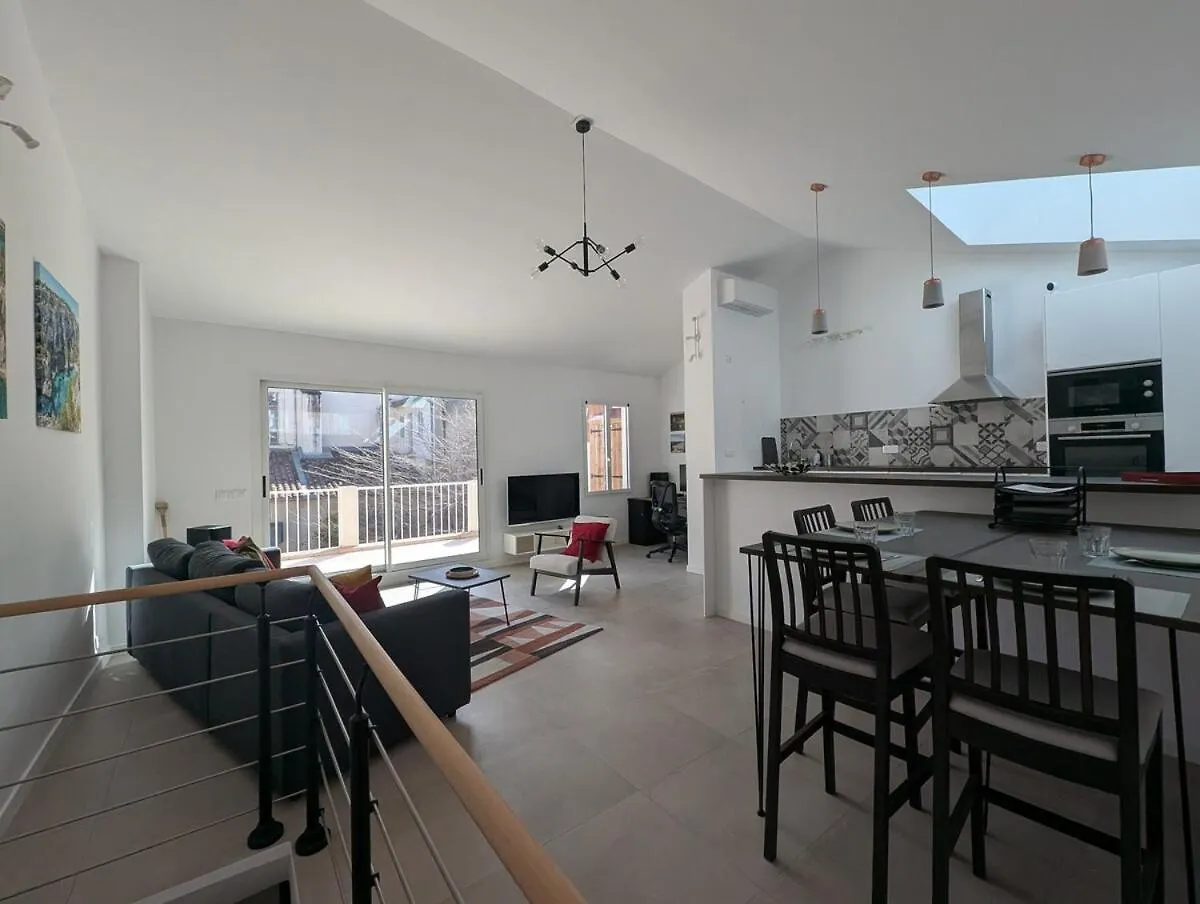 2Br With Quiet Terrace In The City Center Marseille Lejlighed